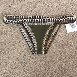 Wren Kiini bottom. Size large